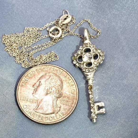 ARC Sterling Silver “Key to My Heart” Necklace - Picture 9 of 10